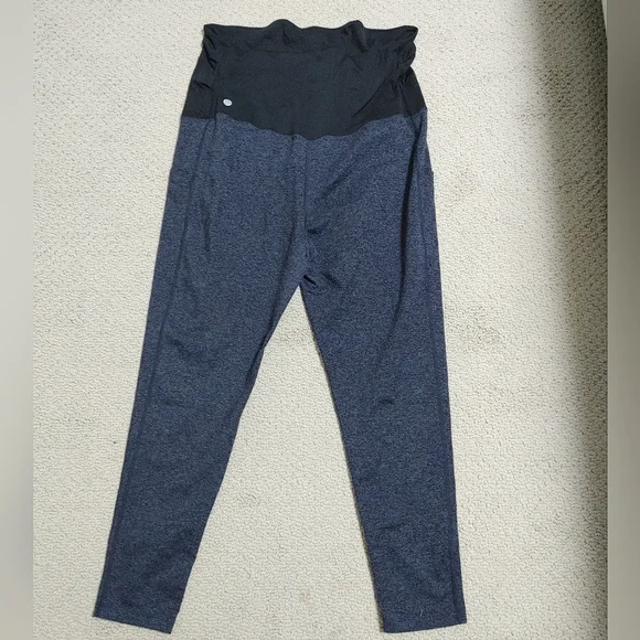 Zella Maternity 7/8 Black and Blue Marled Leggings - Picture 3 of 6